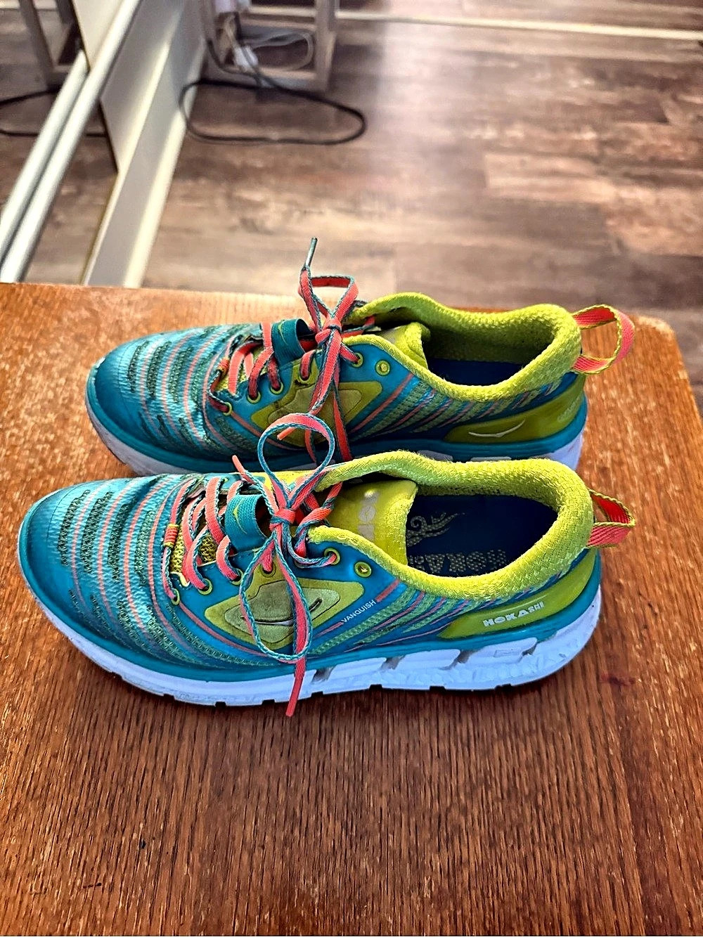 Hoka W Vanquish 5 Women's Athletic Shoes Blue Green US 7